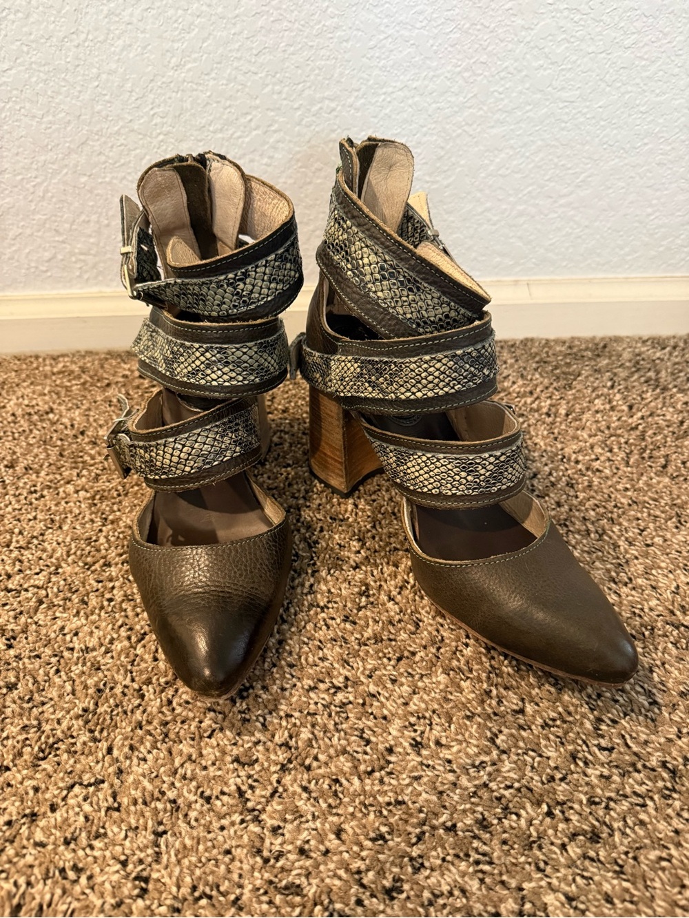 Freebird by Steven Olive Pumps with Snake-Print Straps and Wood Block Heel - Picture 2 of 5